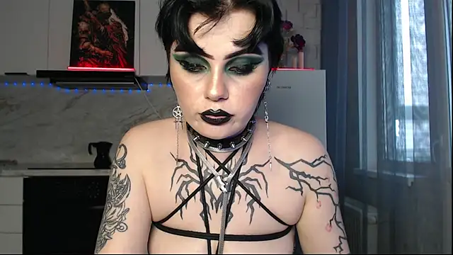 IntrigueYourDayのライブXXXチャット