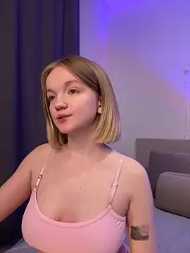 แชท XXX สดของ StellaBunny