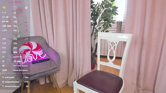 OdetteHarwick – Naživo XXX chat