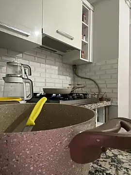 koskocayalandunya1234 Adlı Modelin Web Kamerası Şovu