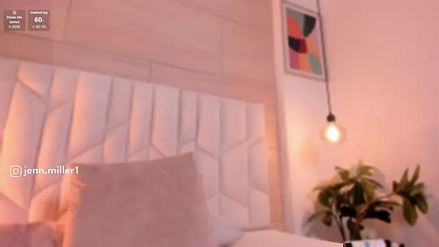 Jennmiiller_: онлайн-секс-чат