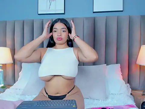 LilyFoox's Live XXX Chat