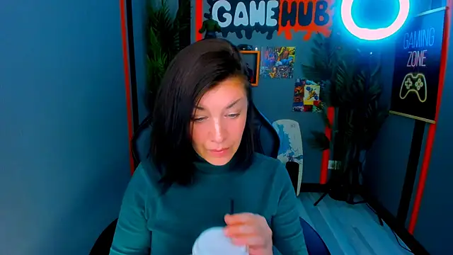 AnaMills' Live XXX Chat