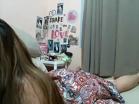 แชท XXX สดของ im_your_secret