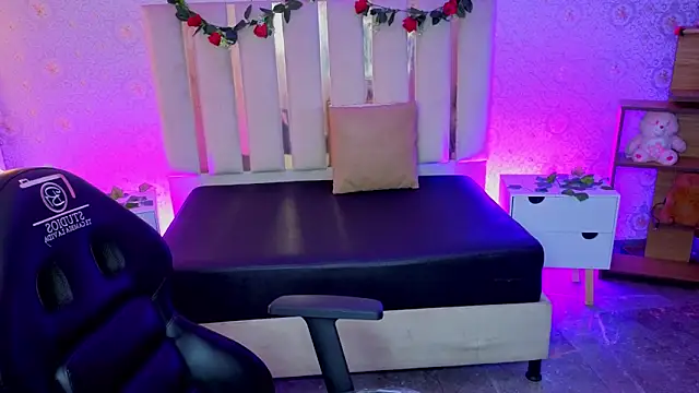 Вебкам-шоу kaelwolf_tay