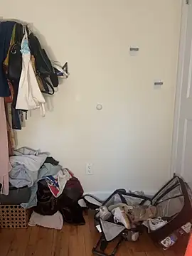 teenyblossom: διαδικτυακό σόου στην κάμερα