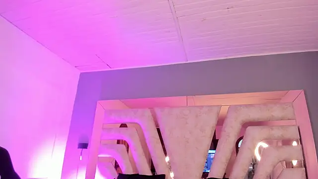 _NatachaDiaz_: онлайн-секс-чат