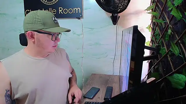 โชว์เว็บแคมของ maximo_daddy