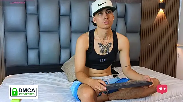 mohamed_malik webcam show