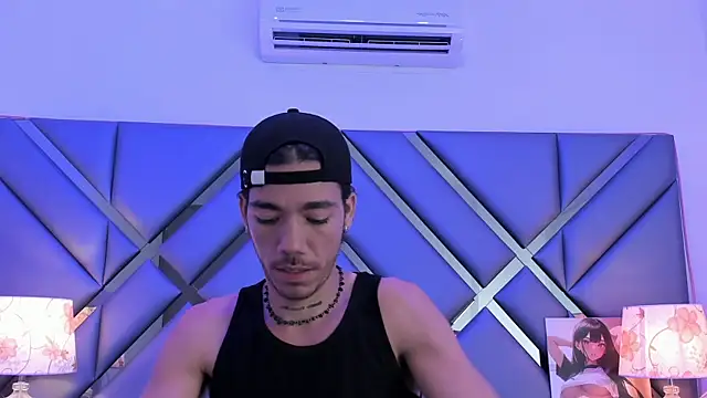 AngeloRoush webcam show