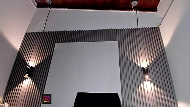 แชท XXX สดของ Zafiiraa