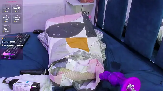 Онлайн чат XXX VeronicaRyan