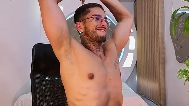 Alanrodgers: онлайн-секс-чат