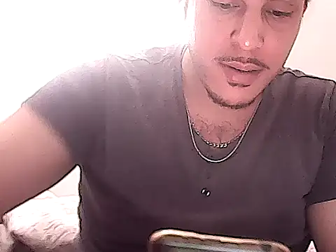 zebbi29GguyTn Webcam Show