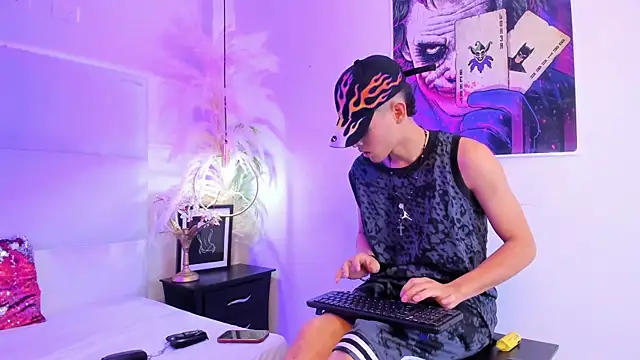 دردشة your_d0ll1 الجنسية المباشرة