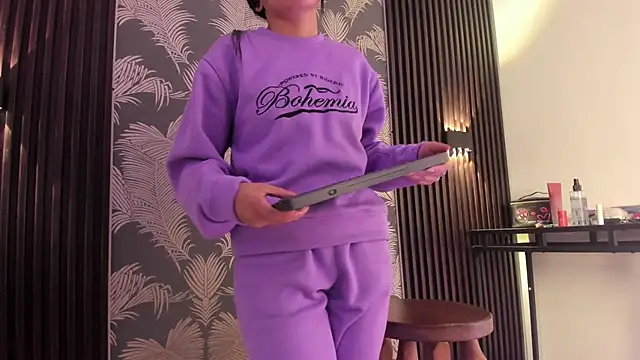 Czat XXX na żywo – _shantal_smith