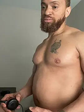 Fathero1time – Naživo XXX chat