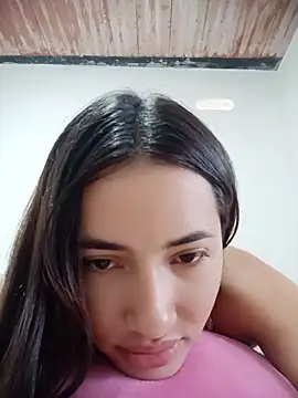 -Nicol Live XXX-chat