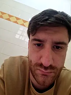 simo1097 Chat XXX in diretta