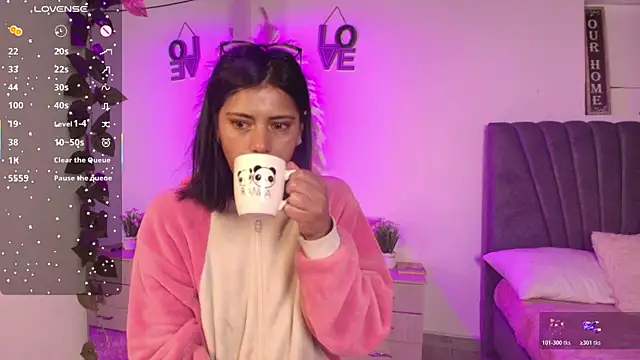 แชท XXX สดของ miaoconell