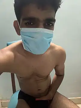 BadBoyTom78 Chat XXX in diretta