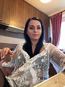 دردشة Hotmomcheckk_ الجنسية المباشرة