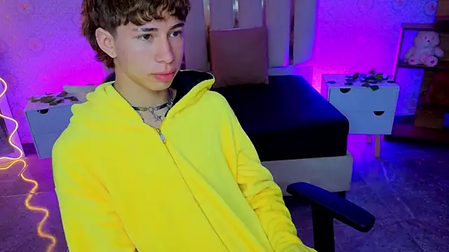 kaelwolf_tay – Live XXX-chat