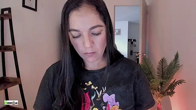 urcute_kitten's Live XXX Chat