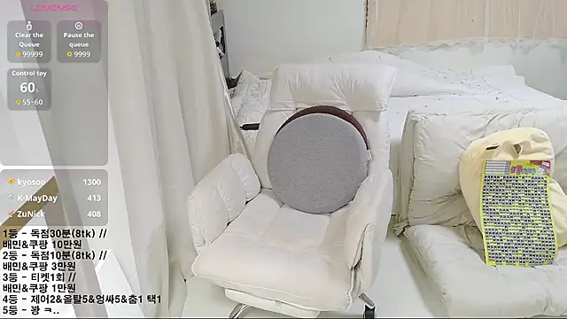 soonilove_ live XXX chat