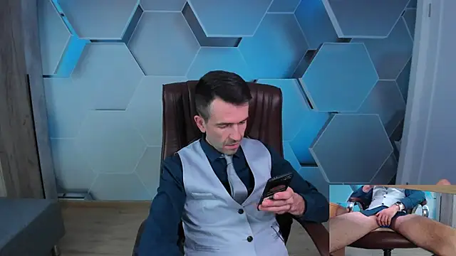 SteveTigerのライブXXXチャット