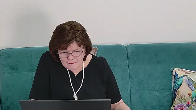 Sandra_Sunrise Chat XXX in diretta