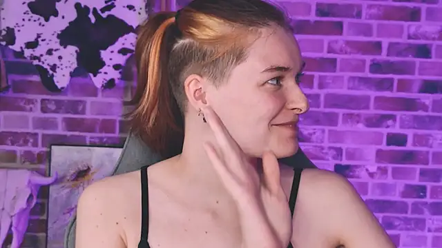 Chat +18 de LadyLolipop_ ao vivo