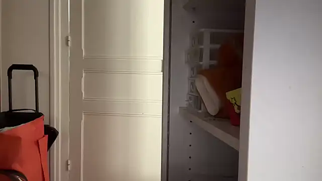 nanaisbackk Chat XXX in diretta