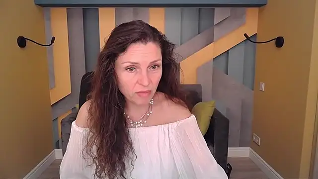 EllaLong Chat XXX live