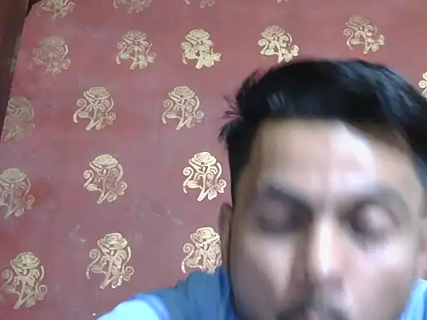 Chat +18 de Stubborndesiboy ao vivo