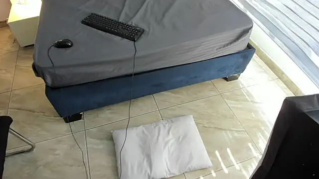 melanie_roux__ Obrolan Langsung XXX