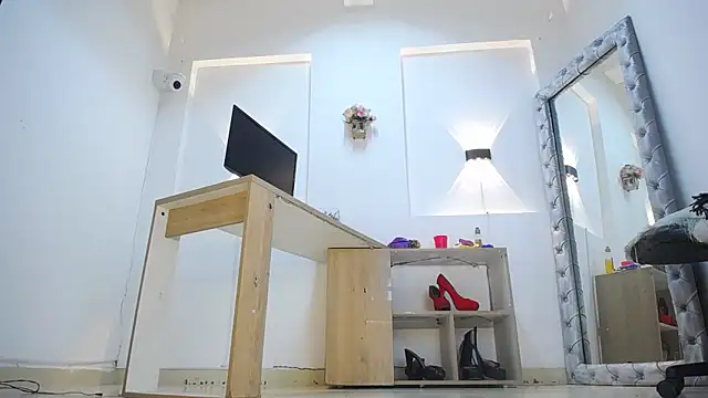 Kathleen_Rodriguez Show Webcam