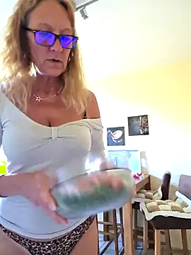 Živý XXX chat HotWifeLyn68