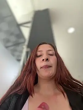 โชว์เว็บแคมของ Samyra_Biker12