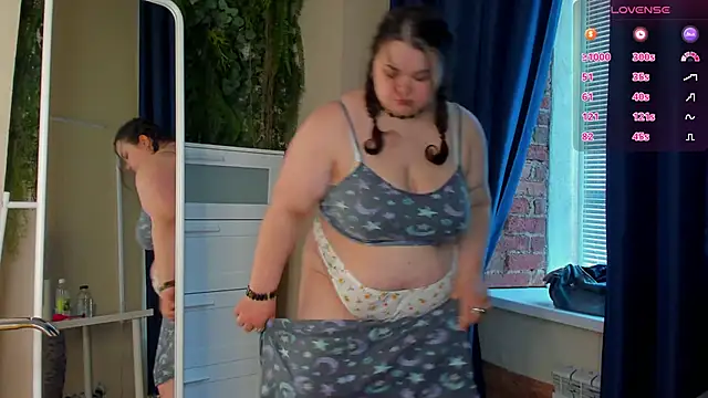 XXX chat uživo modela Raydirin