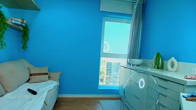 XXX chat uživo modela Milf_Tea