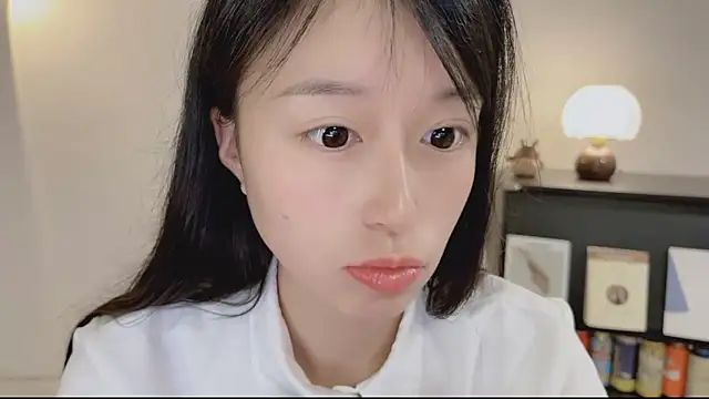 Czat XXX na żywo – Onechestnut