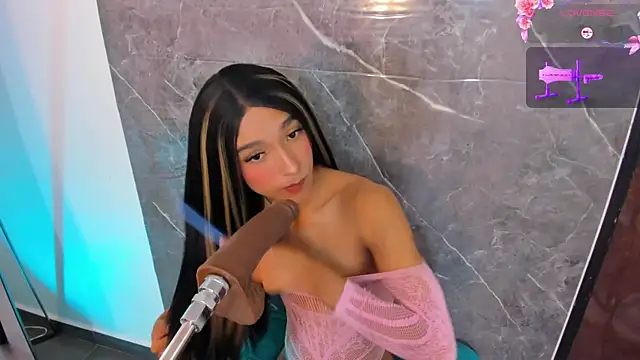 adhara__skinny – Kamerová šou