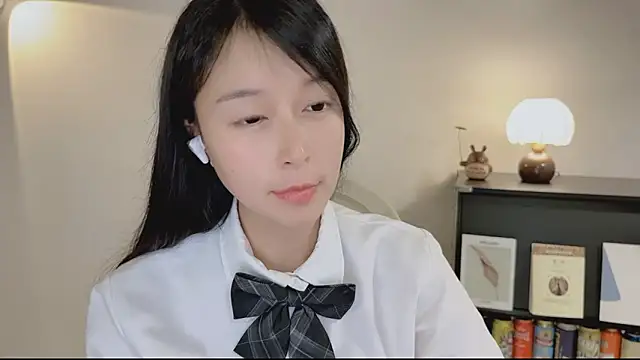 Onechestnut Live XXX Chat