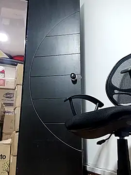 MrSecretSuit 在線直播表演