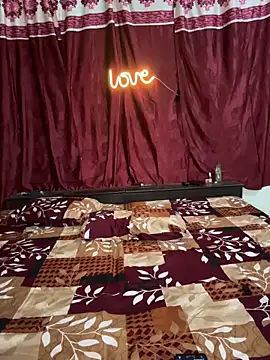 NaughtyDesiGirlsのウェブカメラショー