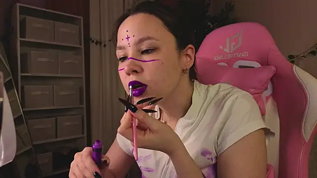 Lori_Bllossom 现场XXX聊天