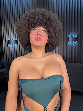 Chat +18 de kendall_coxx ao vivo