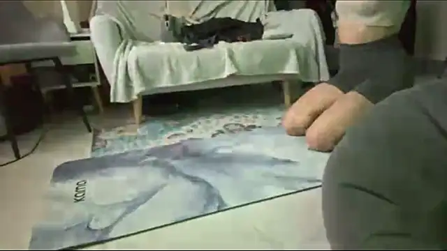 Thyeiysyla – Naživo XXX chat