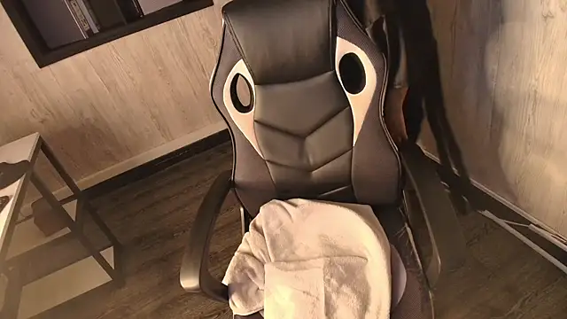 MELIZ_QUEEN's Live XXX Chat